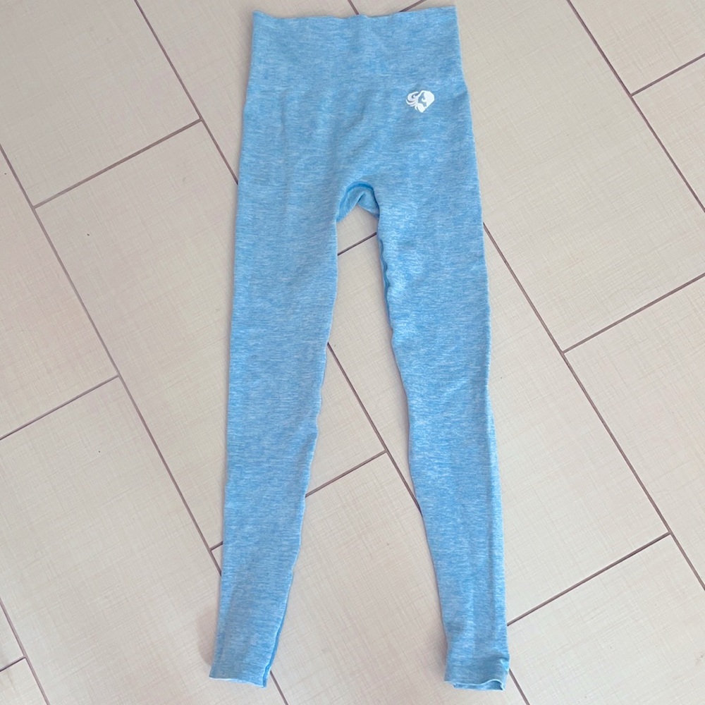 Women’s best Workout leggings never worn